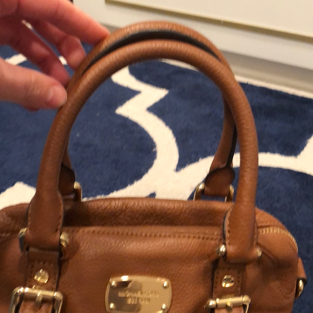 Michael Kors purse - Picture 4 of 8